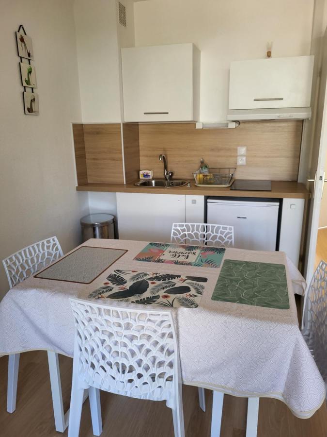 Studio Cabine Saint Cyprien Plage Apartment Exterior photo